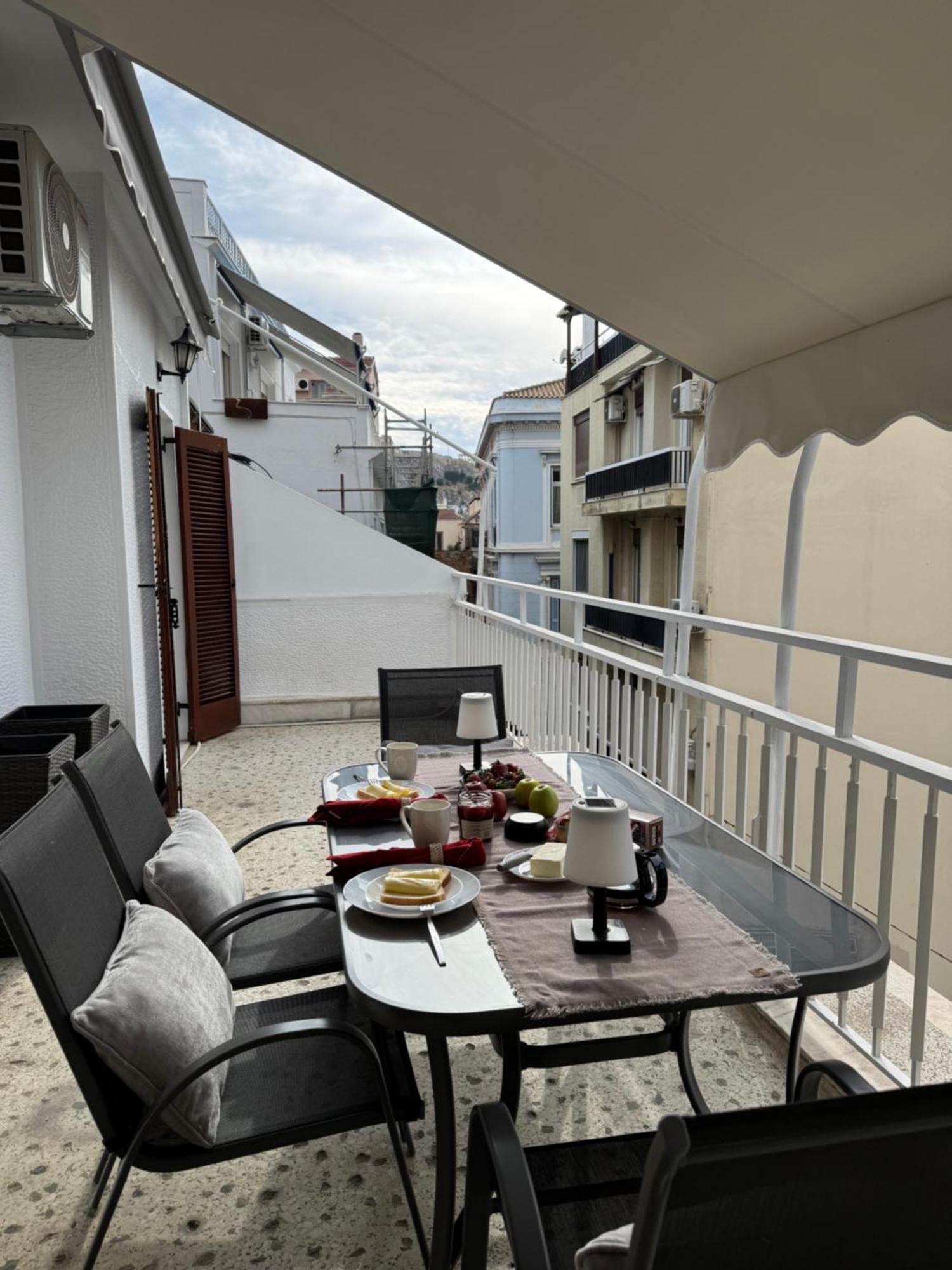 Living Near Acropolis By Sylvia Staikou 2Nd & 3D Floor Apartment Athens Exterior photo
