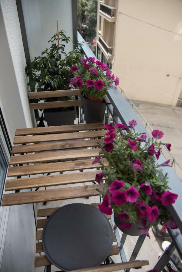 Living Near Acropolis By Sylvia Staikou 2Nd & 3D Floor Apartment Athens Exterior photo
