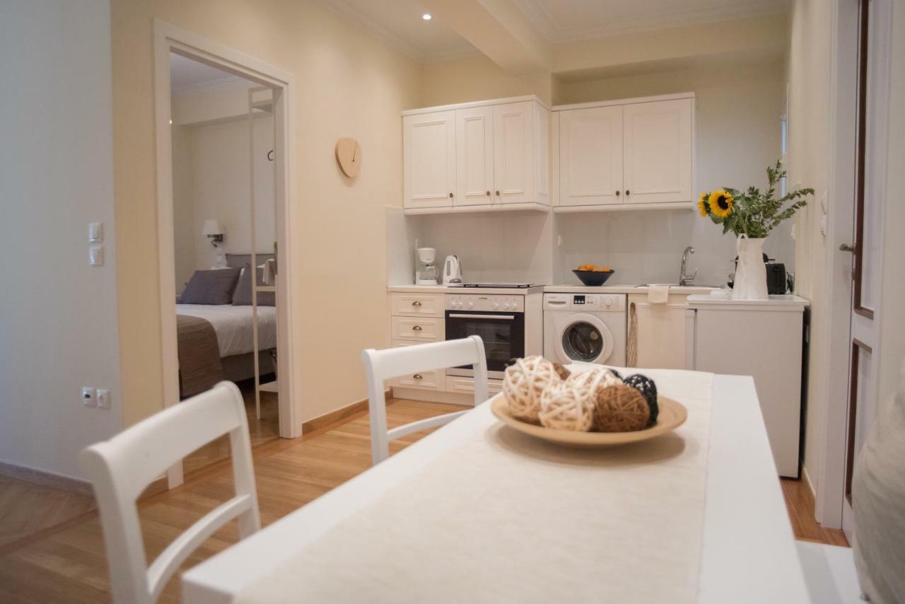 Living Near Acropolis By Sylvia Staikou 2Nd & 3D Floor Apartment Athens Exterior photo
